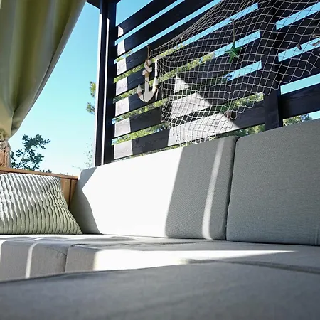 Innova Travelvir - Mobhome Benita